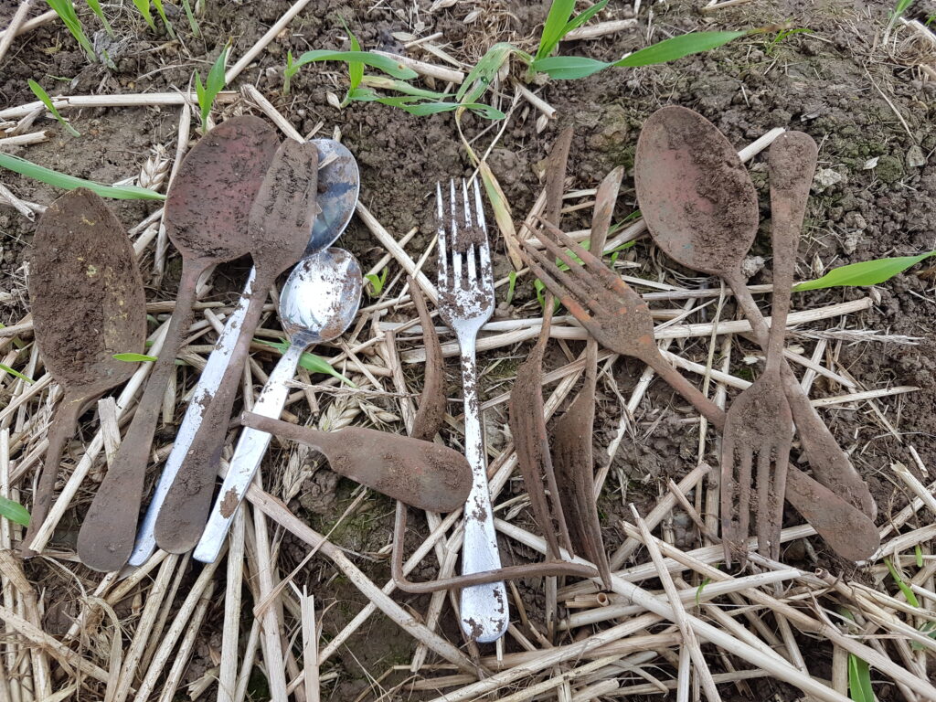 cutlery found on a dig